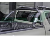 Защитная дуга для Toyota HiLux в кузов пикапа, цвет черный (возможна установка с трехсекционной крышкой), изображение 3