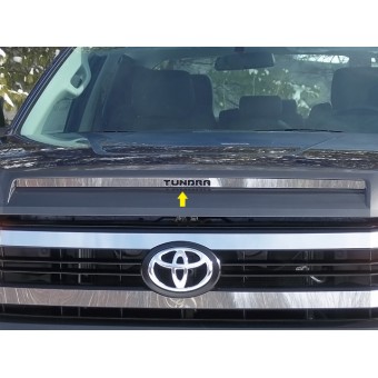Хромированная накладка для Toyota TUNDRA с логотипом "TUNDRA" (полир. нерж. сталь)