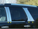 Хромированные накладки на дверные стойки Cadillac Escalade